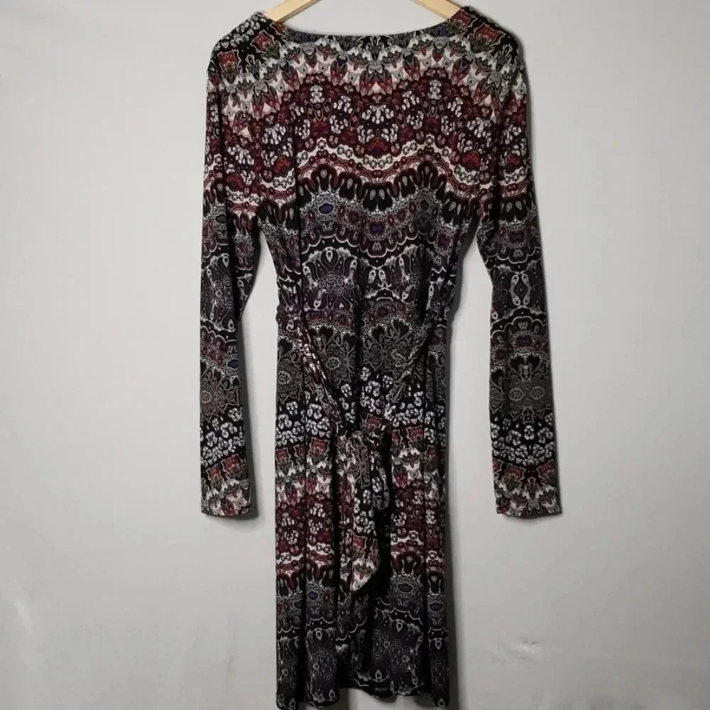 Nicole | Long Sleeve Dress | Size Lrg | Blk & Red - Picture 3 of 7